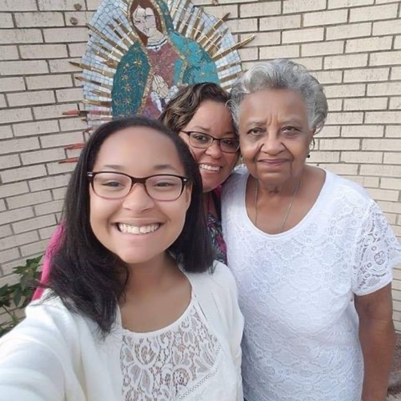 Meet your Posher, Octavia - Picture 1 of 1